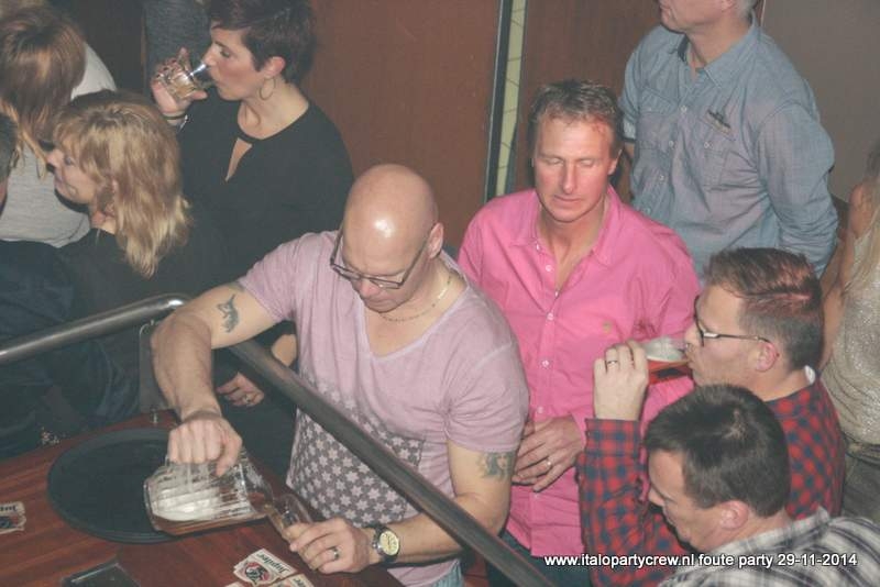 Foute party 1 363
